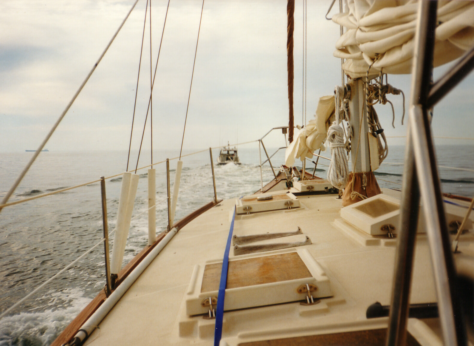 Sailing Fidelis Home